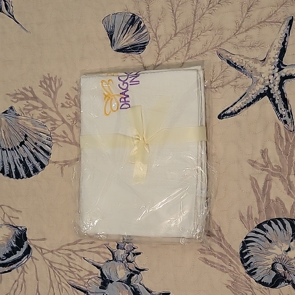 Gilmore Girls Dragonfly Inn Towel Set